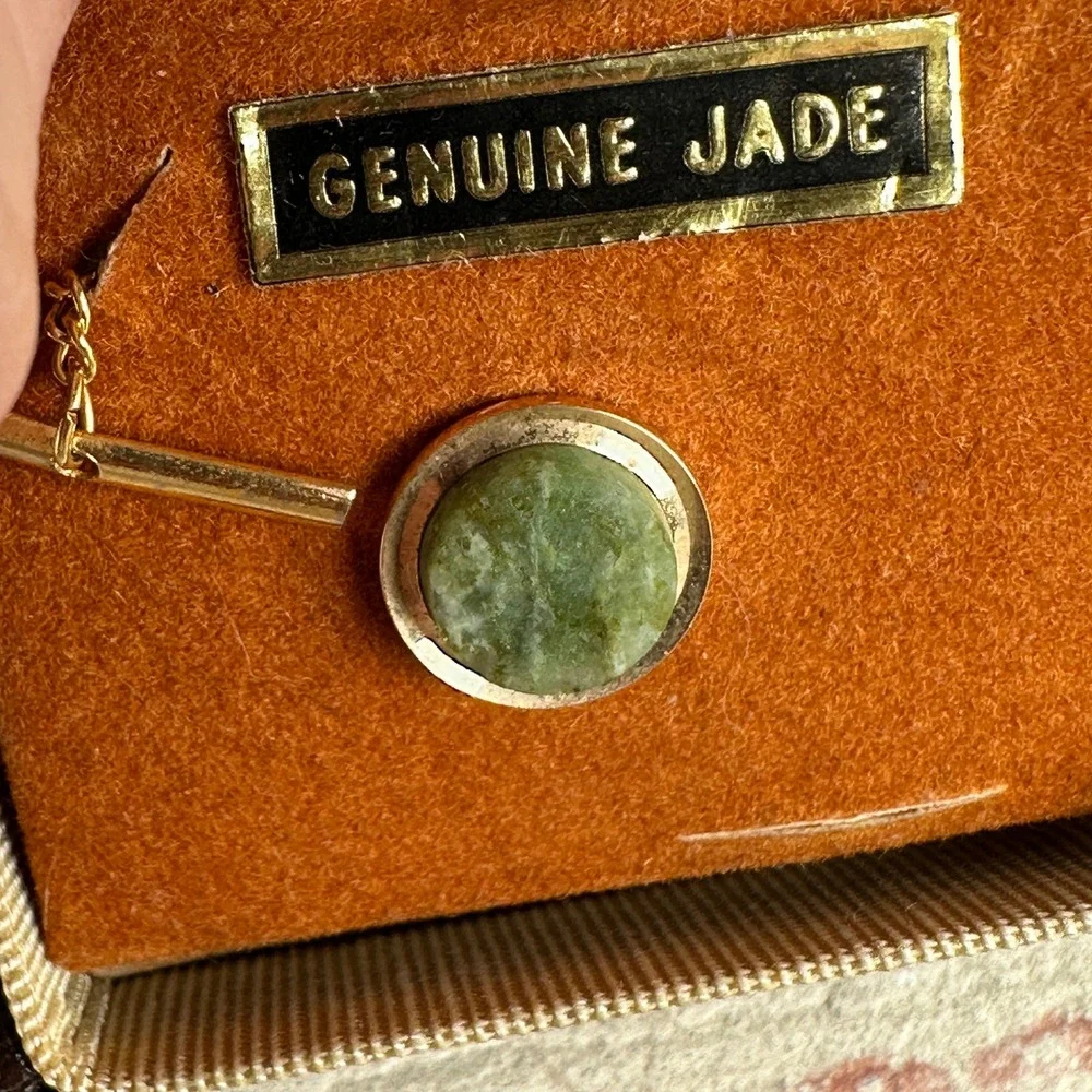 Vintage Osterman Genuine Jade Tie Tack Chain Gold Tone in Original‎ Box